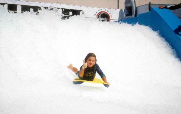 Bodyboarder give thumbs up